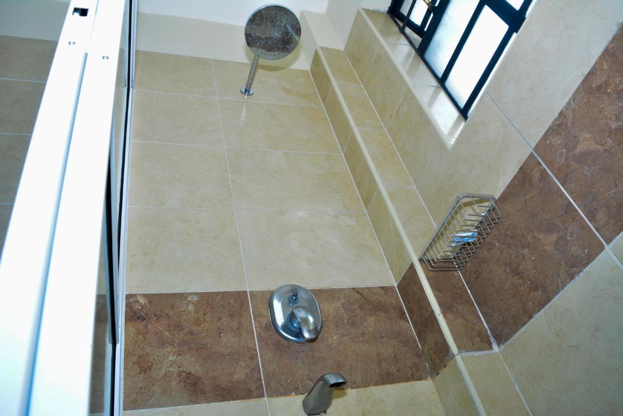 W Place - Model 1 Bedroom Nairobi Bagian luar foto