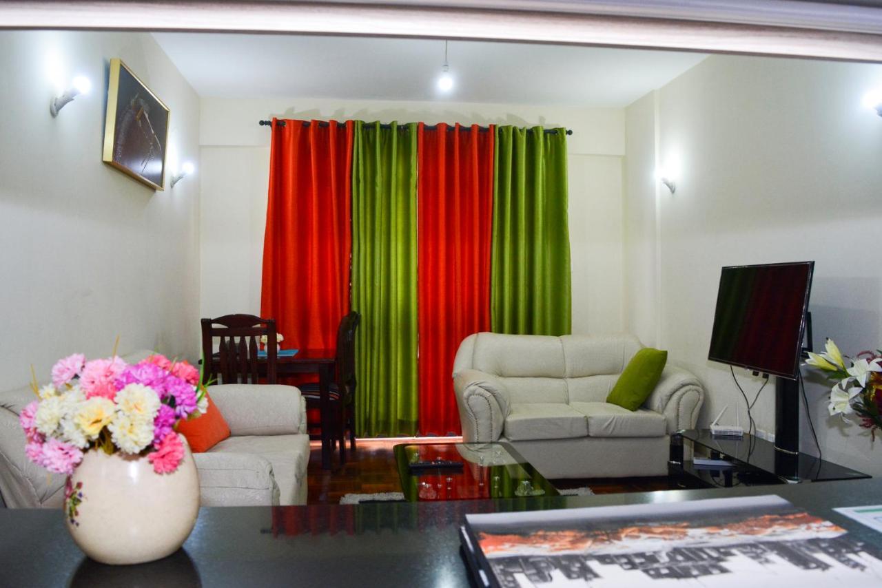 W Place - Model 1 Bedroom Nairobi Bagian luar foto