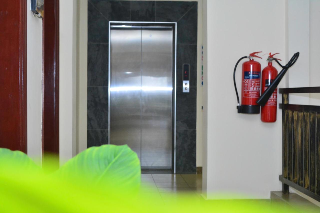 W Place - Model 1 Bedroom Nairobi Bagian luar foto